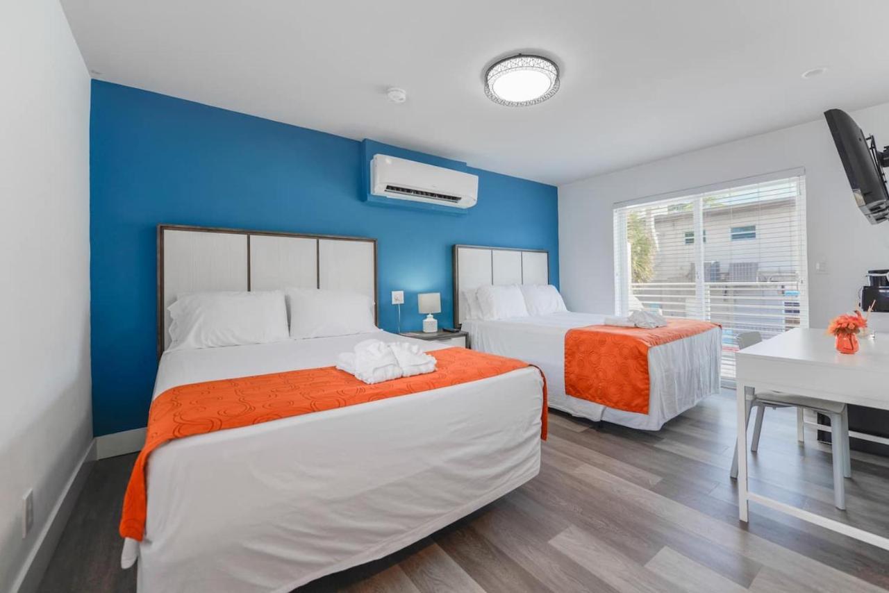Cozy 1 Bedroom With Pool Steps From The Beach #47 Hollywood Dış mekan fotoğraf